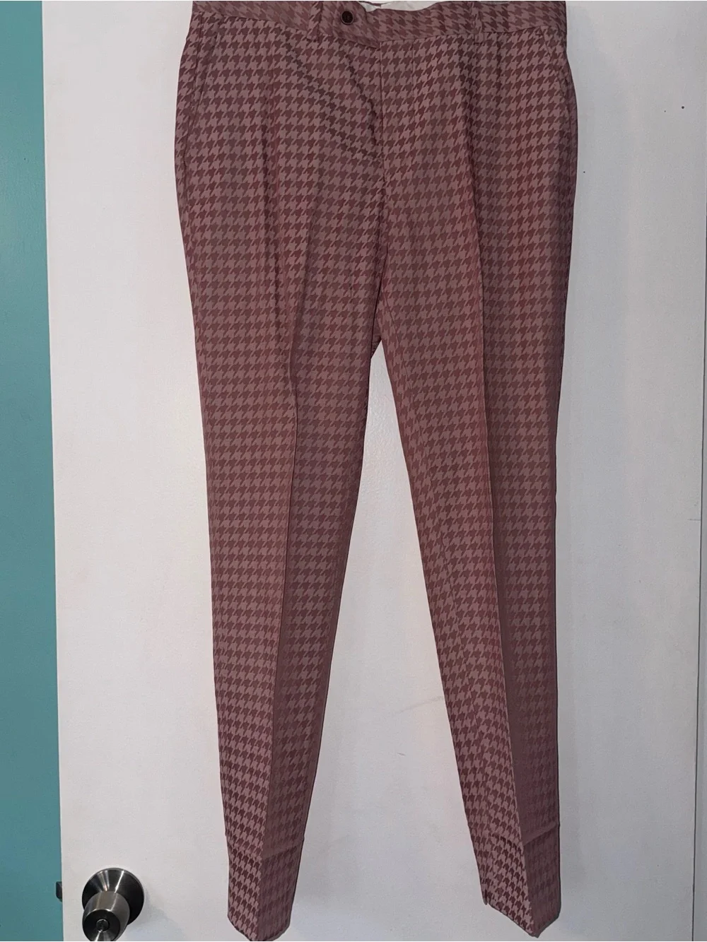Boohoo Pink Houndstooth Men's Blazer and Trousers